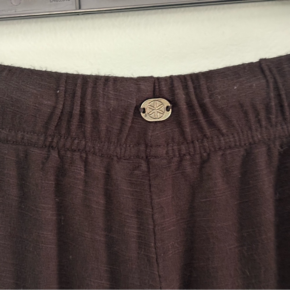 GAIAM Ultra-Soft Black Wide-Leg Lounge Cropped Pants Size L - Picture 7 of 9
